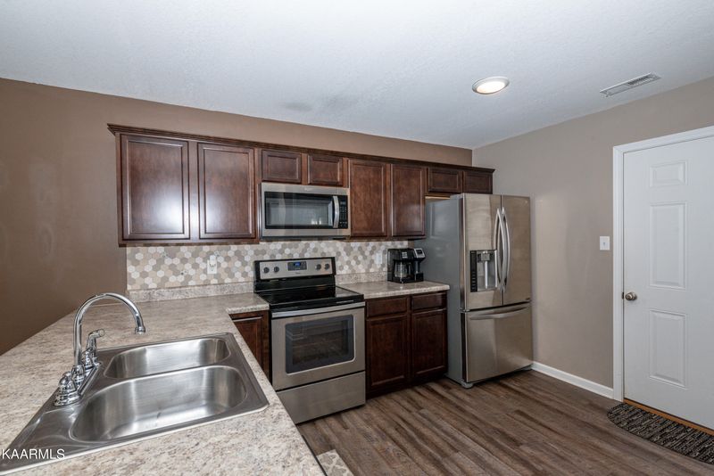 436 Contentment Ln, Knoxville, TN 37920