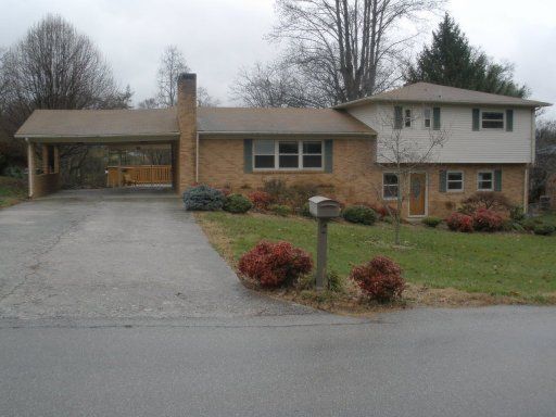 436 Hale Ave, Morristown, TN 37813