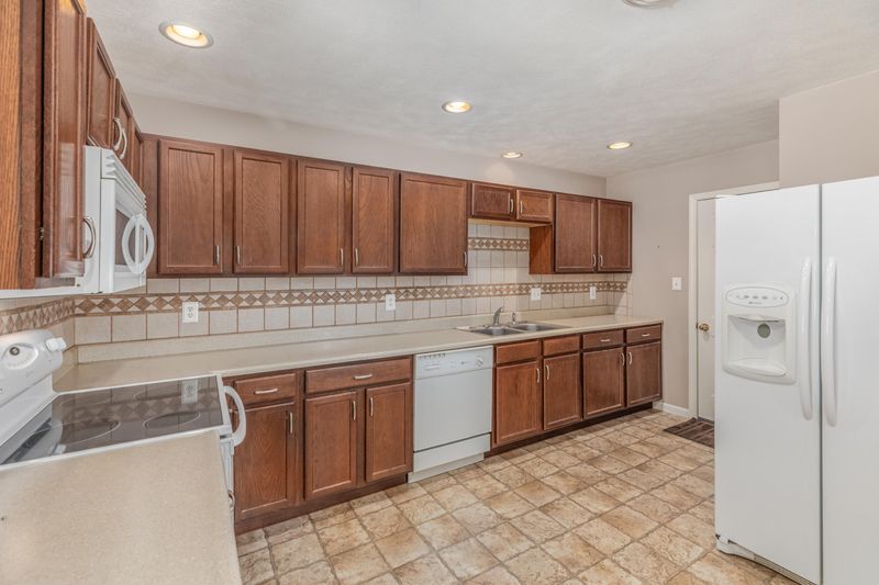 436 Lochmere Dr, Morristown, TN 37814