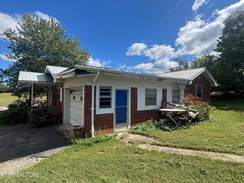 436 Old Tellico Hwy, Madisonville, TN 37354