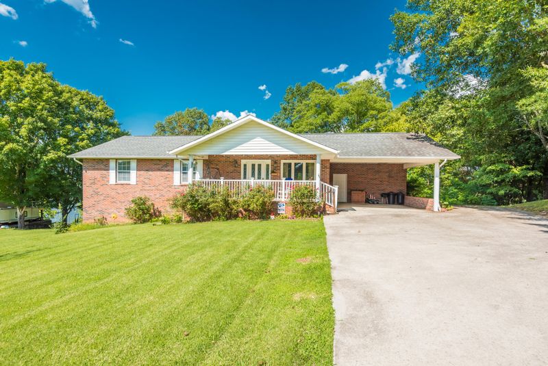 436 River Bend Dr, Loudon, TN 37774