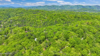 4360 Lakeshore Ave, Sevierville, TN 37876