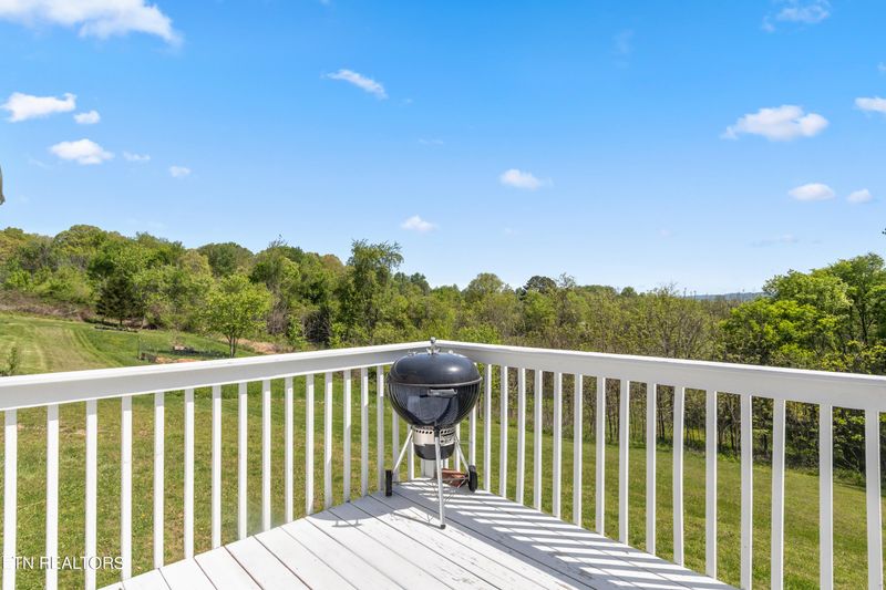 437 Bland Rd, Clinton, TN 37716