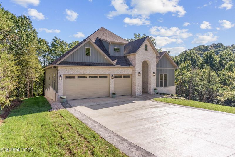 437 Igoti Ln, Loudon, TN 37774