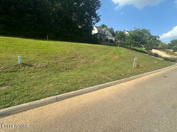 437 Laurel Ridge Ln, Knoxville, TN 37922