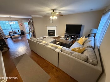 437 S Gallaher View Rd #13, Knoxville, TN 37919