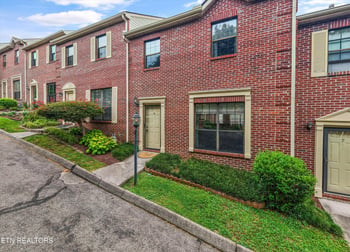 437 S Gallaher View Rd #6, Knoxville, TN 37919