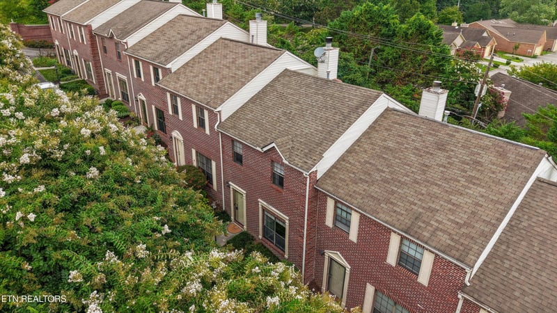 437 S Gallaher View Rd #6, Knoxville, TN 37919