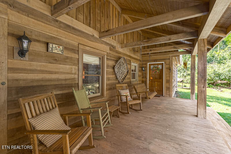 437 Taylor Acuff Rd, Washburn, TN 37888