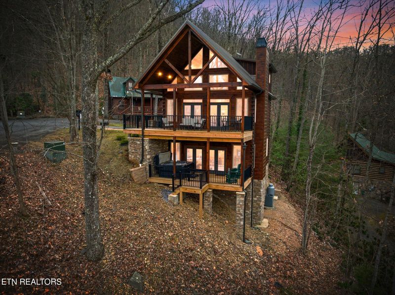 4370 Parkside Village Way, Sevierville, TN 37862