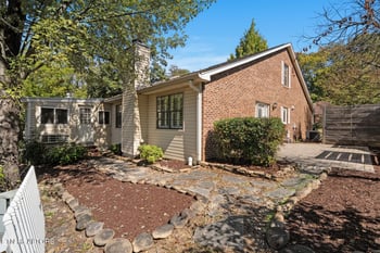 438 Amanda Cir, Knoxville, TN 37922