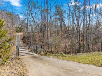 438 County Road 188, Decatur, TN 37322