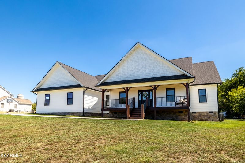 4385 Niles Ferry Rd, Greenback, TN 37742