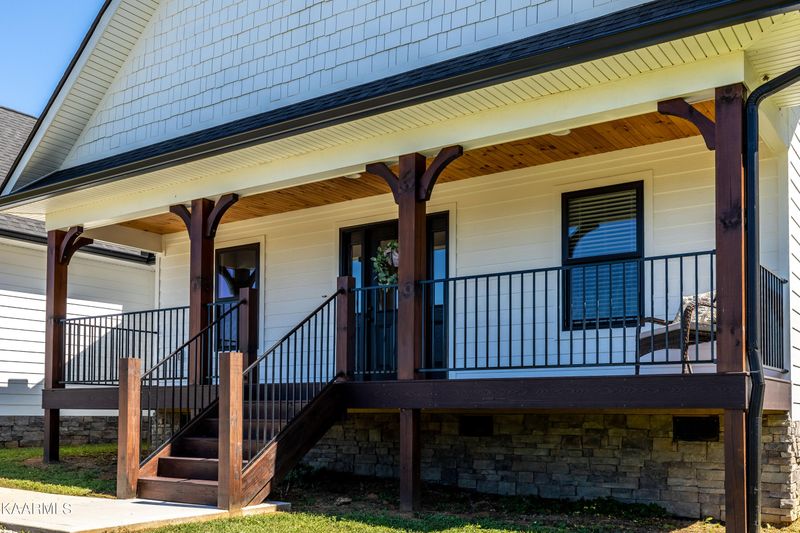 4385 Niles Ferry Rd, Greenback, TN 37742