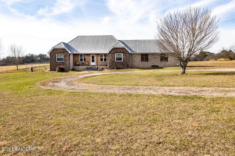 439 County Road 249, Athens, TN 37303