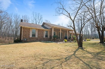 439 Patty Hill Rd, Caryville, TN 37714