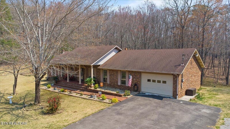 439 Patty Hill Rd, Caryville, TN 37714