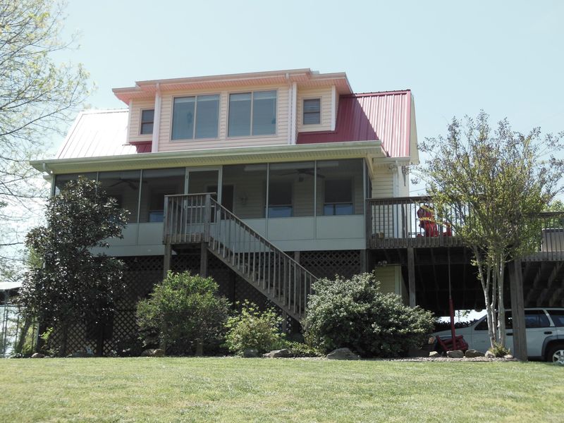 439 White Oak Cir, Kodak, TN 37764