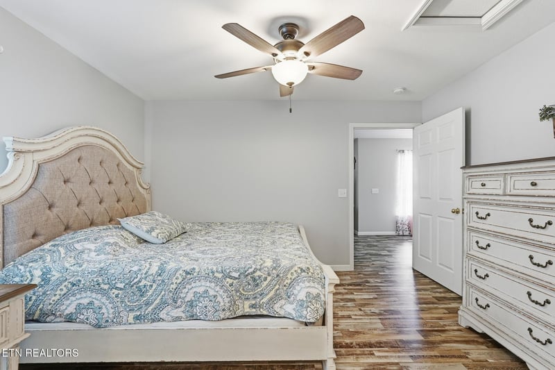 44 Dewey Dr, Crossville, TN 38555