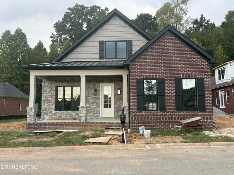 44 Royal Troon Cir, Oak Ridge, TN 37830