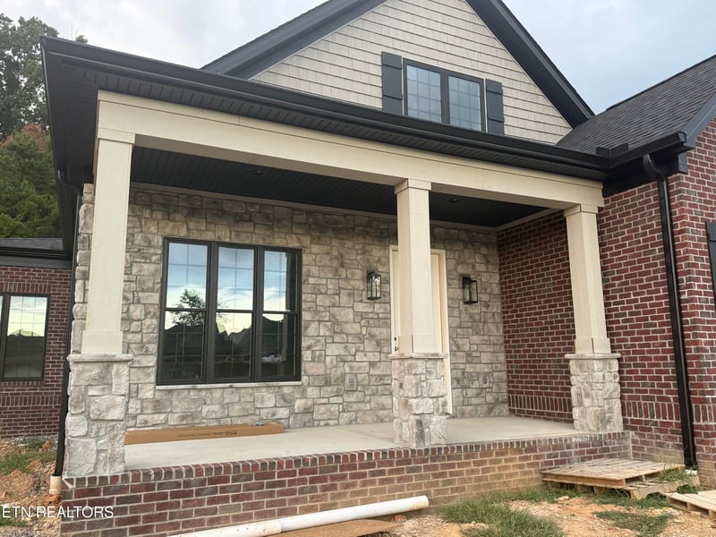 44 Royal Troon Cir, Oak Ridge, TN 37830