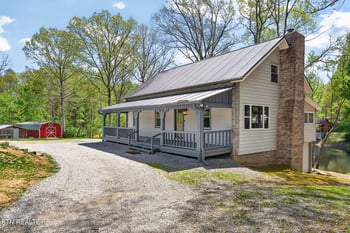44 Triple R Ln, Crossville, TN 38571