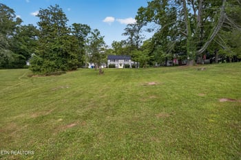 44 W Norris Rd, Norris, TN 37828