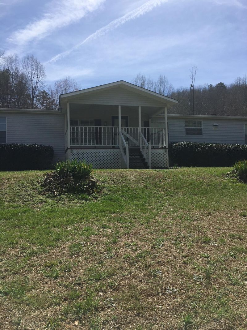 440 Edwards Ln, Rockwood, TN 37854