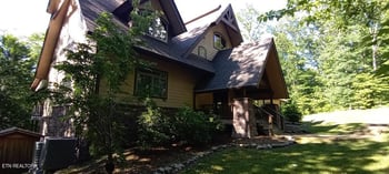 440 Falls Ln, Oneida, TN 37841