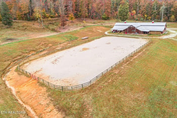 440 Falls Ln, Oneida, TN 37841