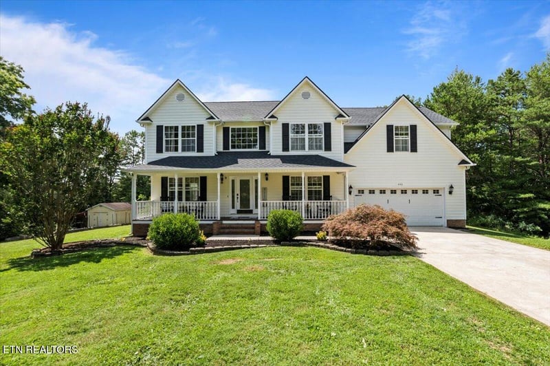 440 Indian Hills Rd, Oneida, TN 37841
