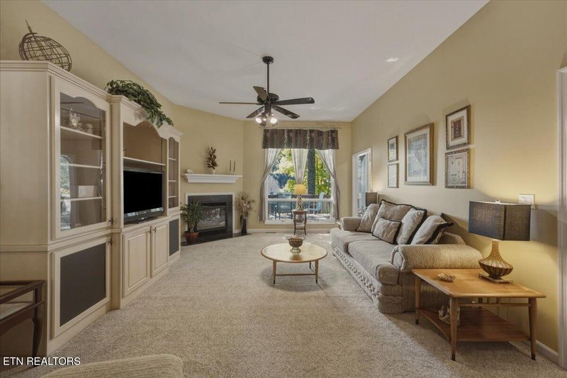440 Tigitsi Cir, Loudon, TN 37774