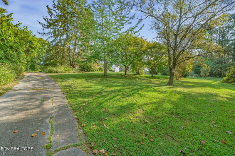 4400 Clinch View Ln, Knoxville, TN 37931
