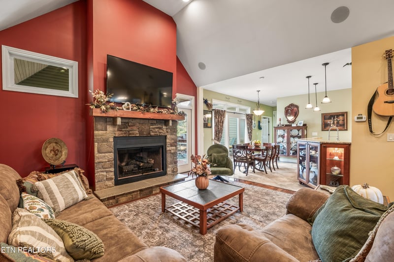4405 Huffs Ferry Rd, Loudon, TN 37774