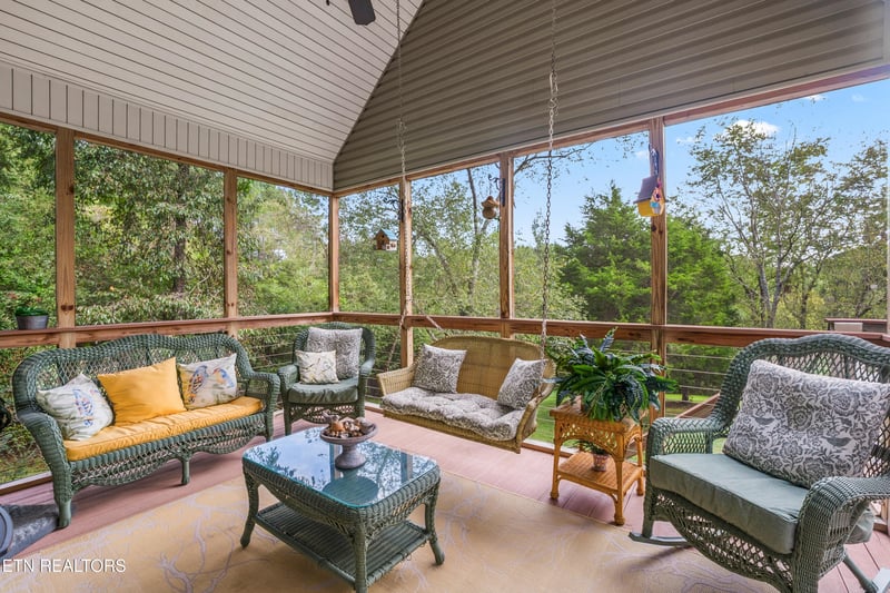 4405 Huffs Ferry Rd, Loudon, TN 37774