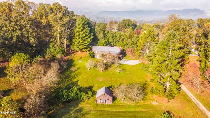 441 Morton Rd, Lafollette, TN 37766