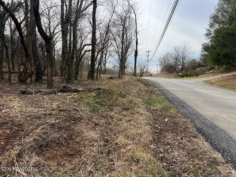 4410 Cave Mill Rd, Maryville, TN 37804