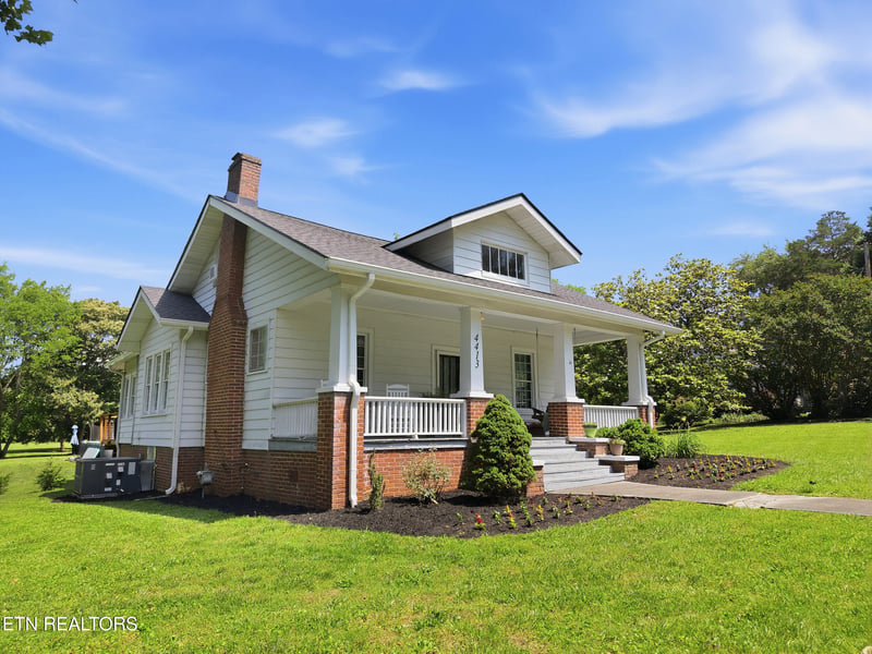 4413 Tazewell Pike, Knoxville, TN 37918