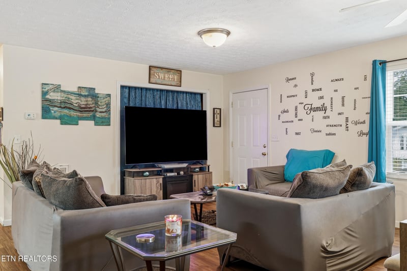 4415 W Martin Mill Pike, Knoxville, TN 37920