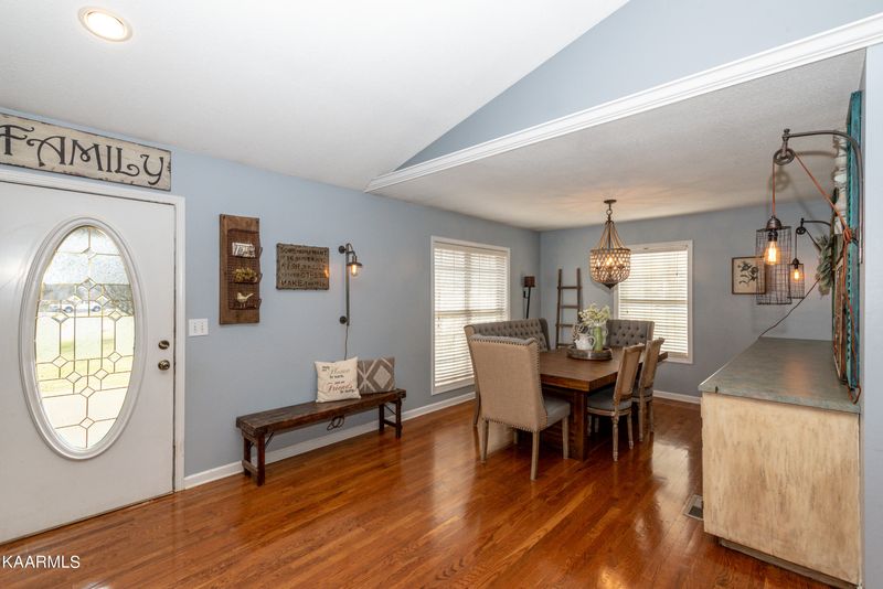 4417 Bart Giffin Rd, Maryville, TN 37803