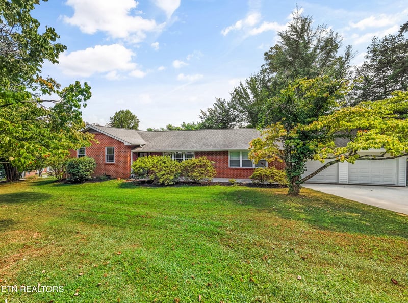 4418 NE Garden, Knoxville, TN 37918