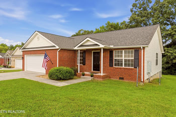 4418 Waldon Pond Ln, Corryton, TN 37721
