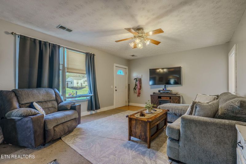 442 Eagleton Rd, Maryville, TN 37804