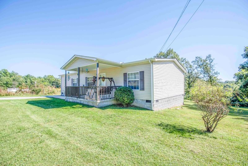 442 Ross Ln, Winfield, TN 37892
