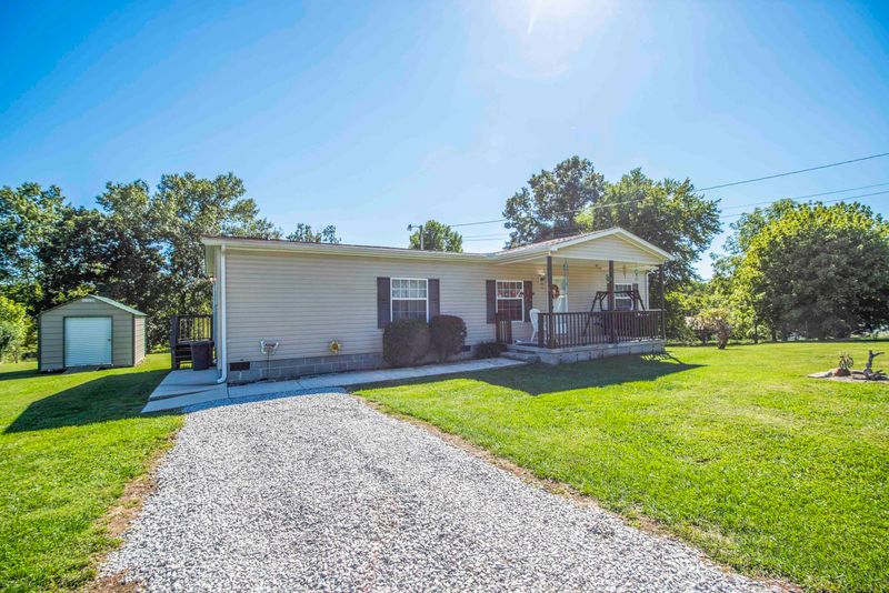 442 Ross Ln, Winfield, TN 37892