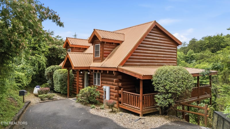 4420 Shangrila Way, Sevierville, TN 37876