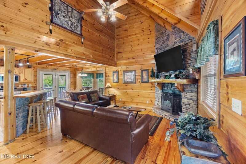 4420 Shangrila Way, Sevierville, TN 37876