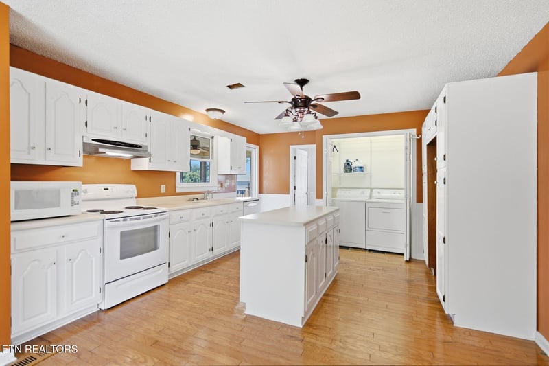 4422 French St, Maryville, TN 37804