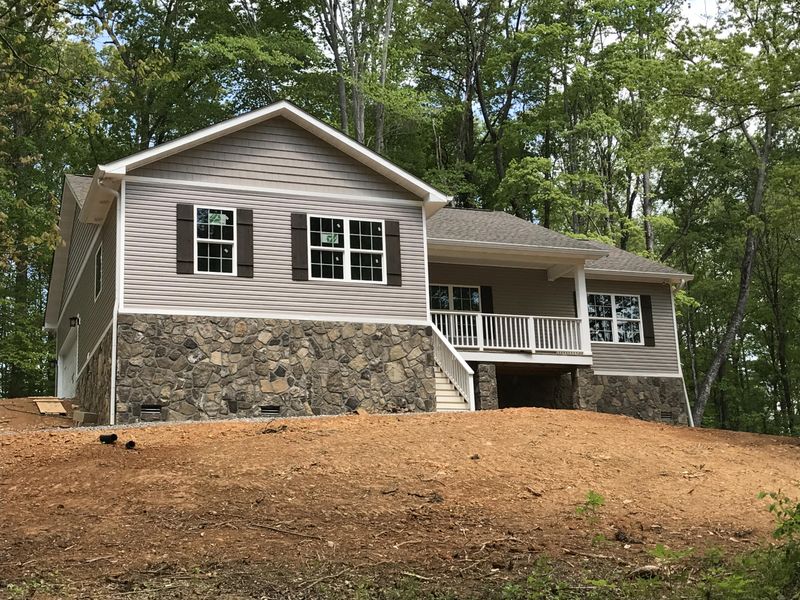 4423 Cave Mill Rd, Maryville, TN 37804