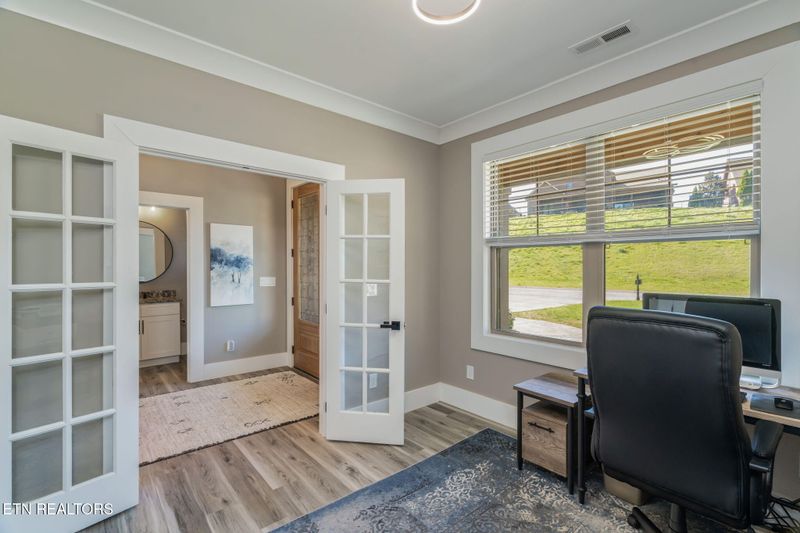 443 Cape Cod Light, Loudon, TN 37774